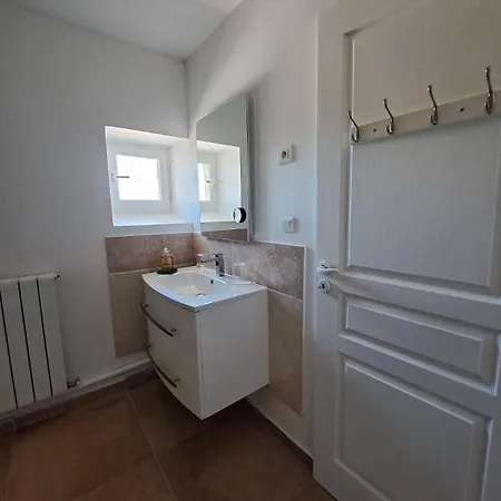 Bastide De La Couloubre Apartment Mallemort Exterior photo